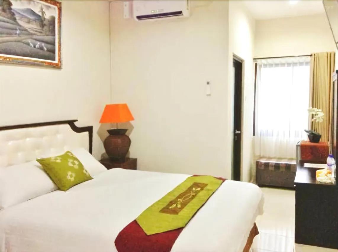 Tuban Torres Accommodation Кута Экстерьер фото