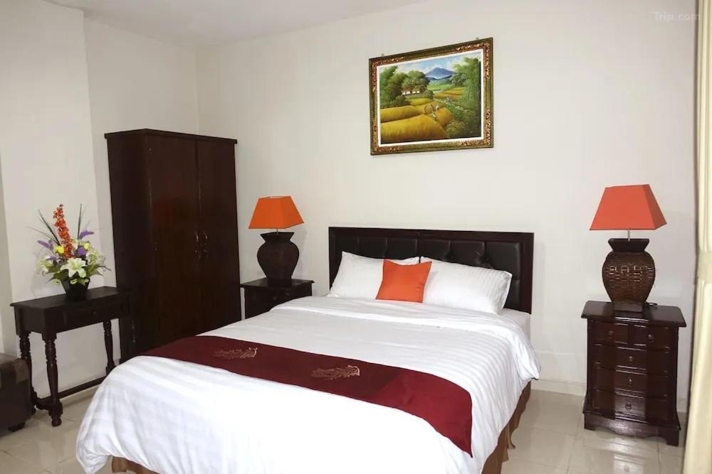 Tuban Torres Accommodation Кута Экстерьер фото
